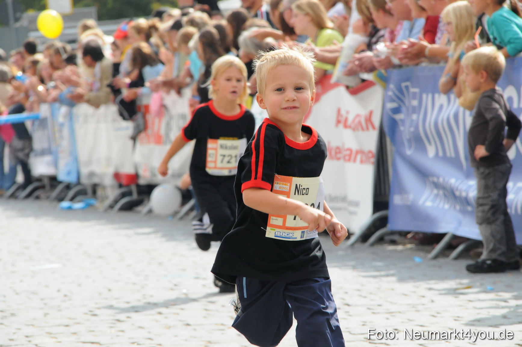 0031 Stadtlauf Neumarkt Bambinilaeufe 200909